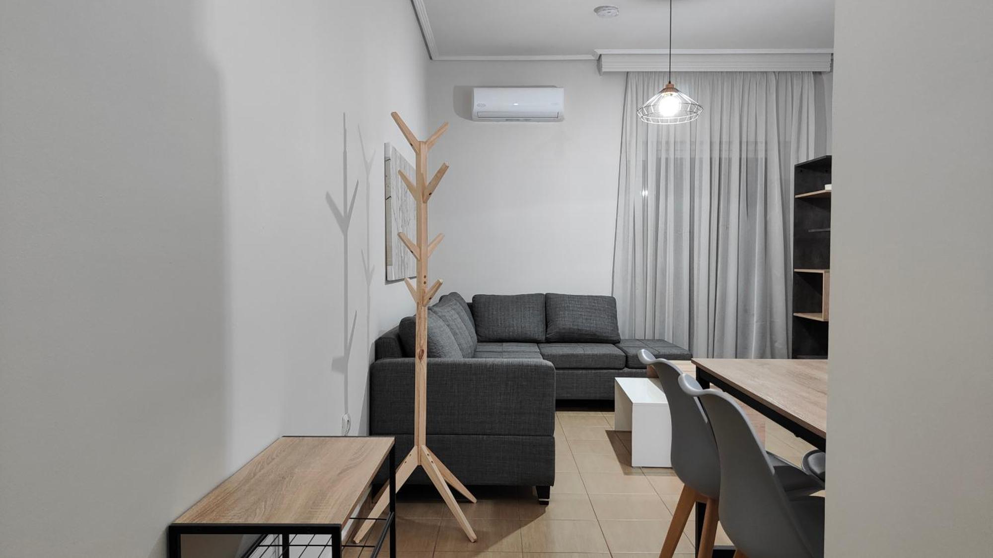 Rock & Roll 1 - Modern Apartment In Trikala Extérieur photo
