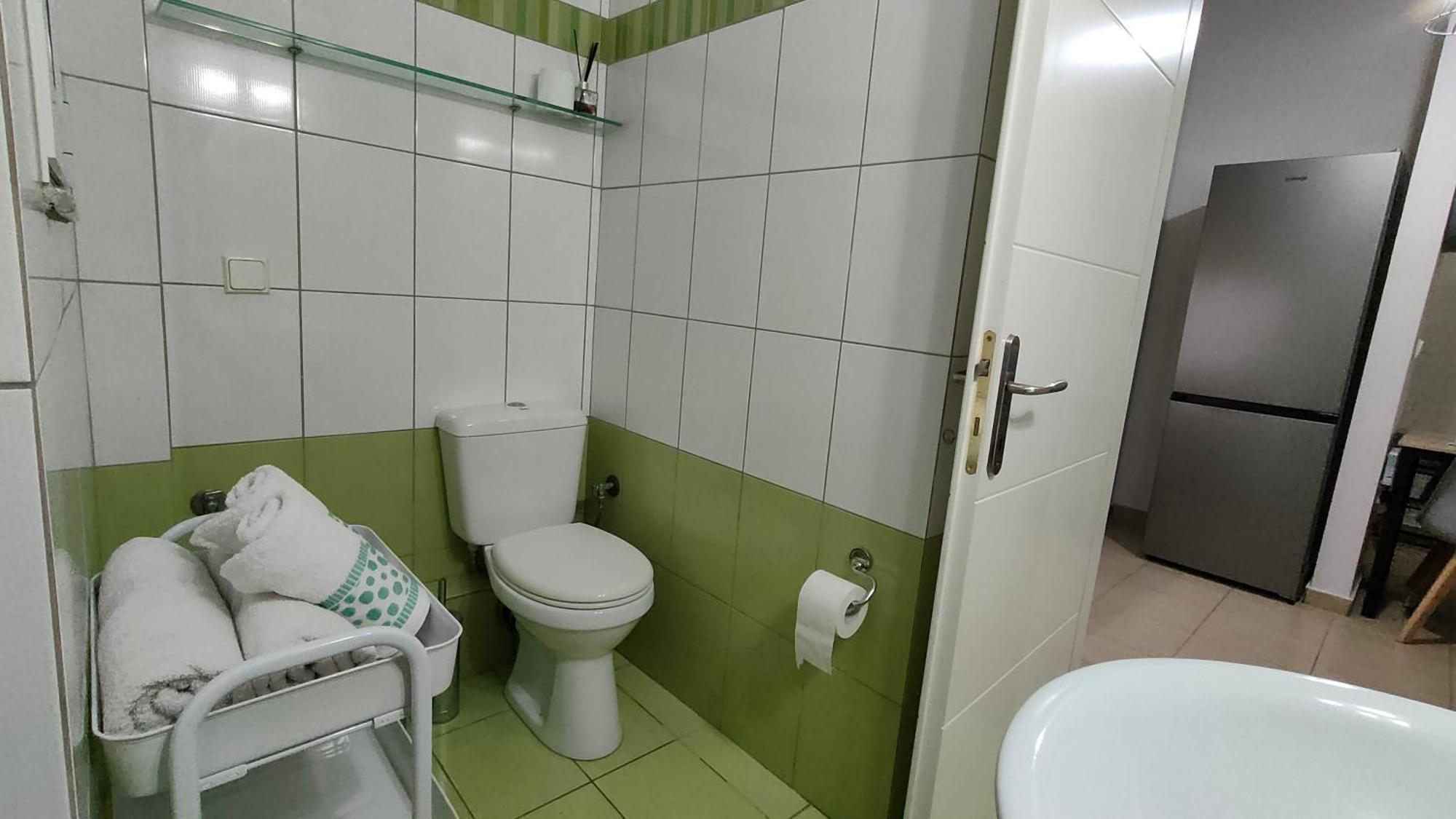 Rock & Roll 1 - Modern Apartment In Trikala Extérieur photo
